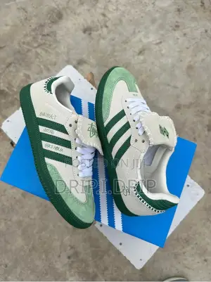 Adidas Samba . Very Classic And Tough . Comes In Box