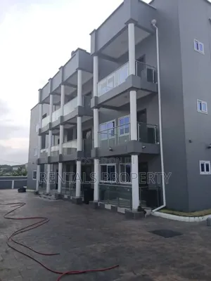 2bdrm Mansion in $ 600 A Month Two, Oyarifa for rent