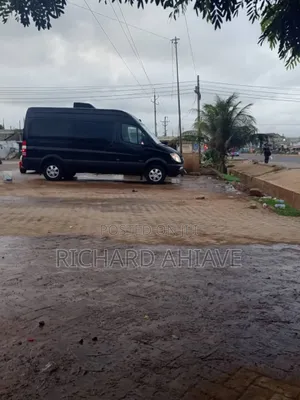 Mercedes-Benz Sprinter 2012 Black