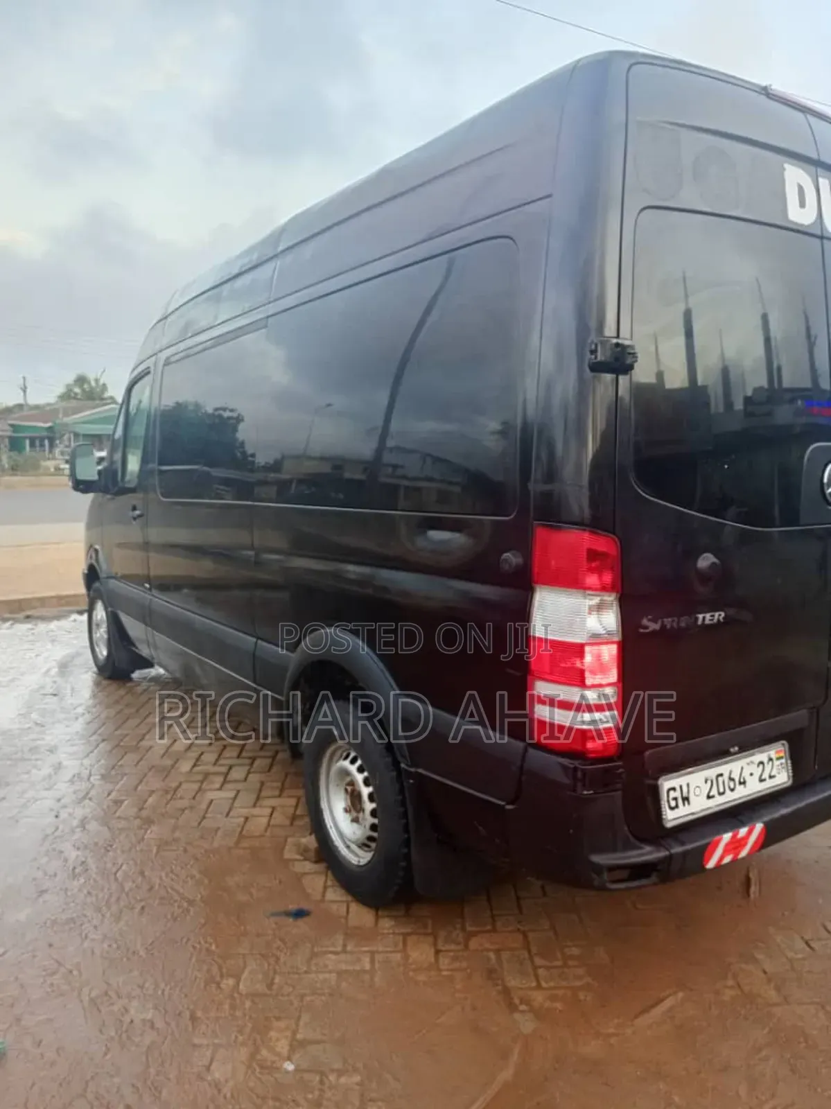 Mercedes-Benz Sprinter 2012 Black