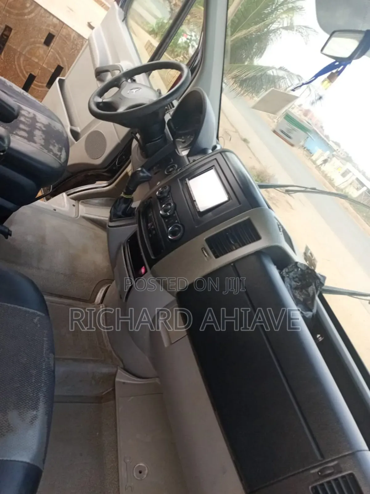 Mercedes-Benz Sprinter 2012 Black