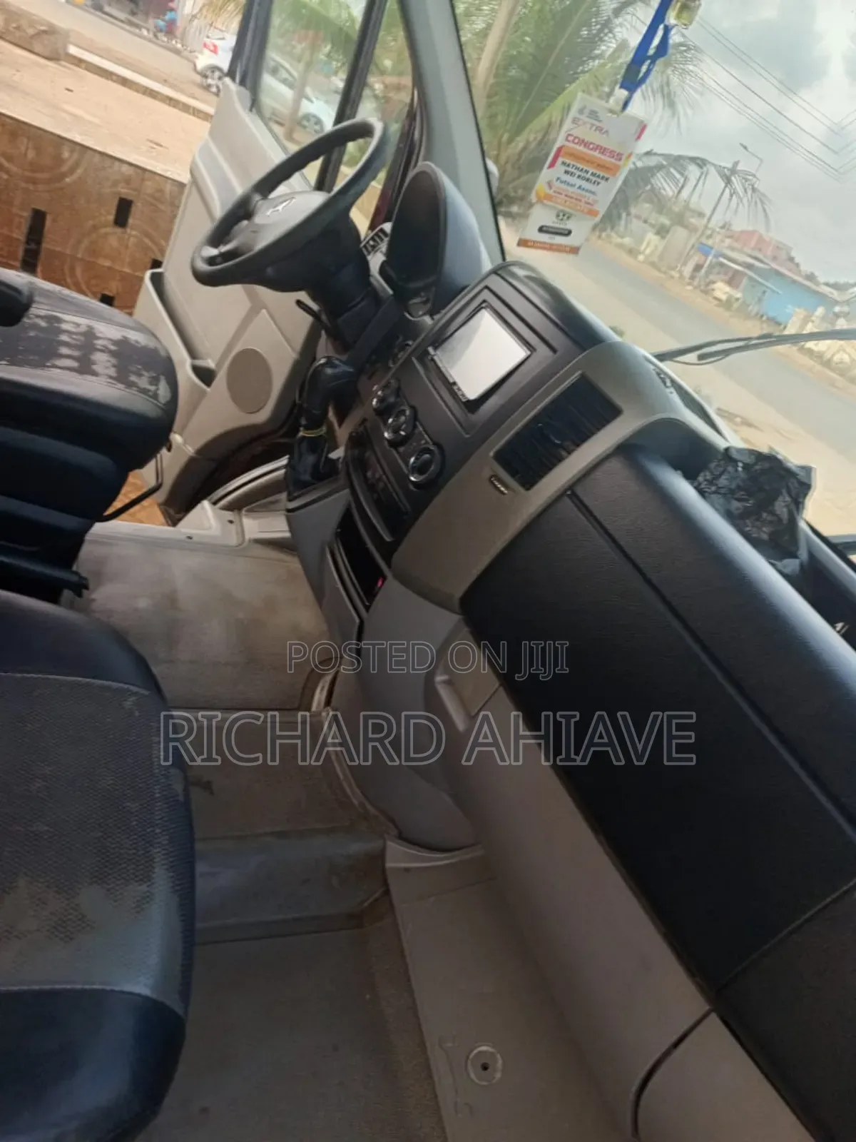Mercedes-Benz Sprinter 2012 Black