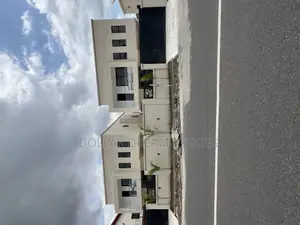 5bdrm House in Dzorwulu for rent