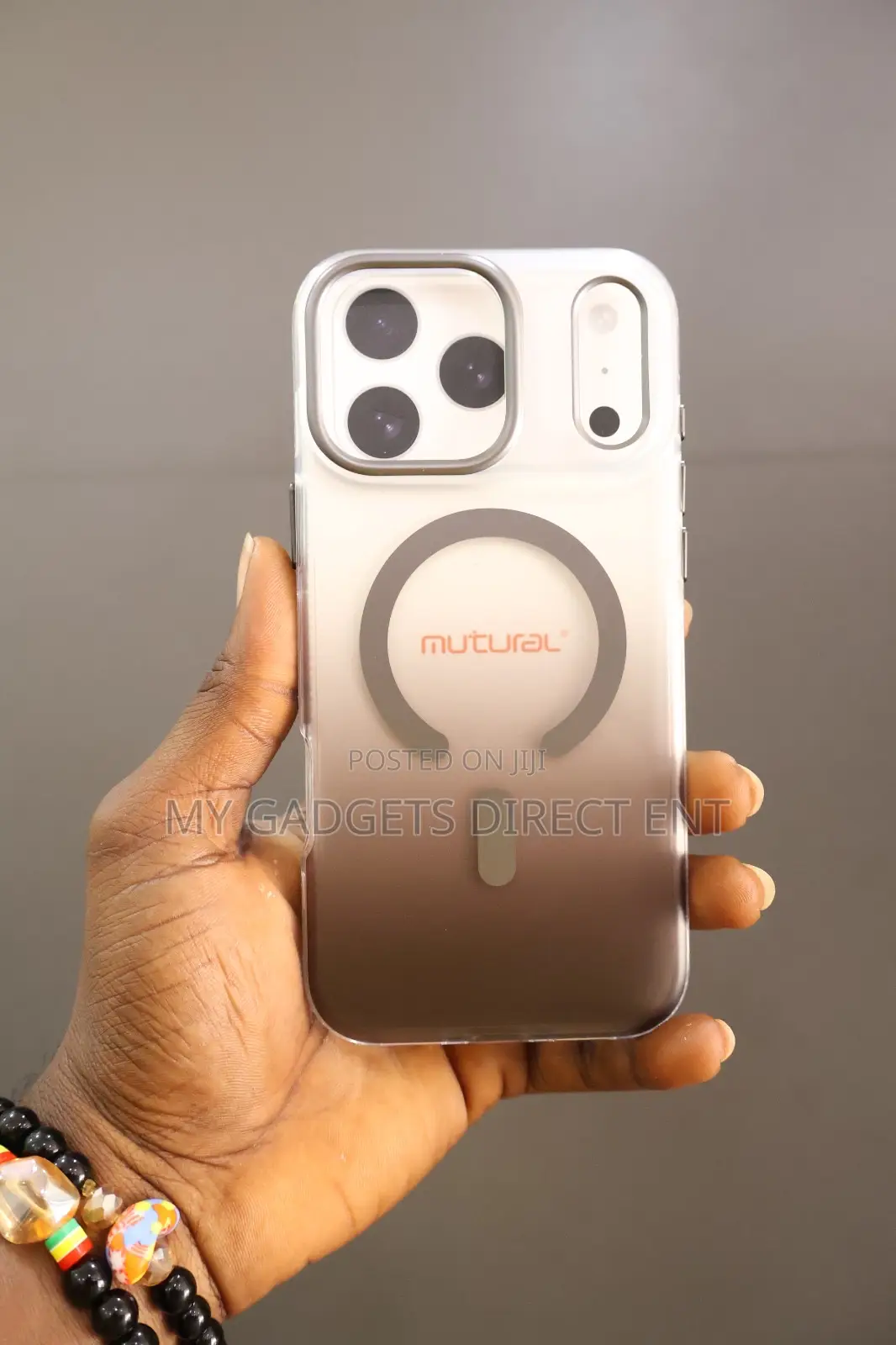 iPhone 17 Pro Max Cover