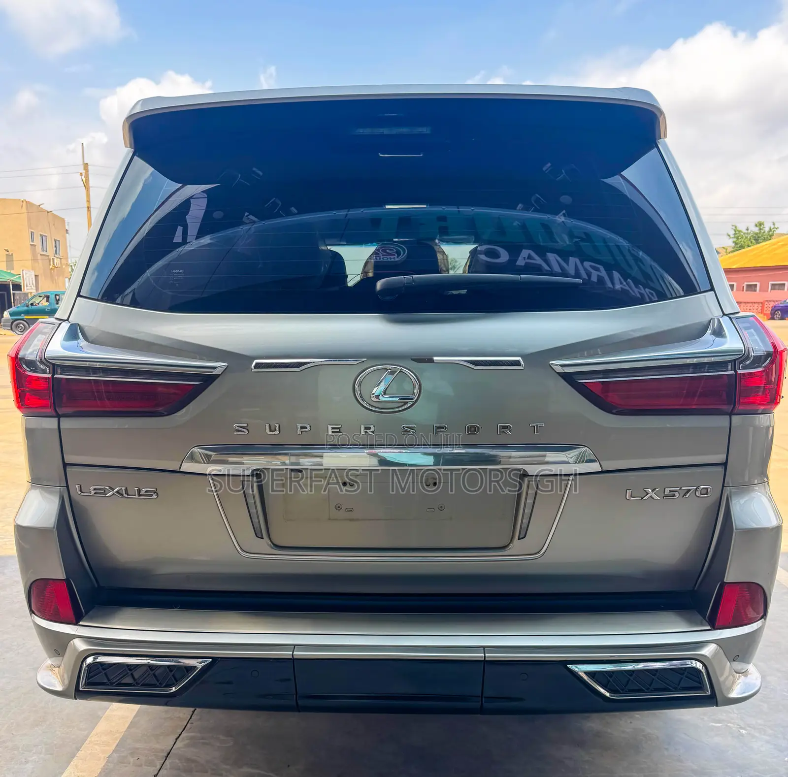 Lexus LX 570 AWD 2021 Beige