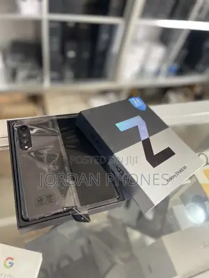 New Samsung Galaxy Z Fold 3 256 GB Black