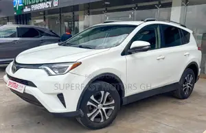Toyota RAV4 LE AWD (2.5L 4cyl 6A) 2017 White