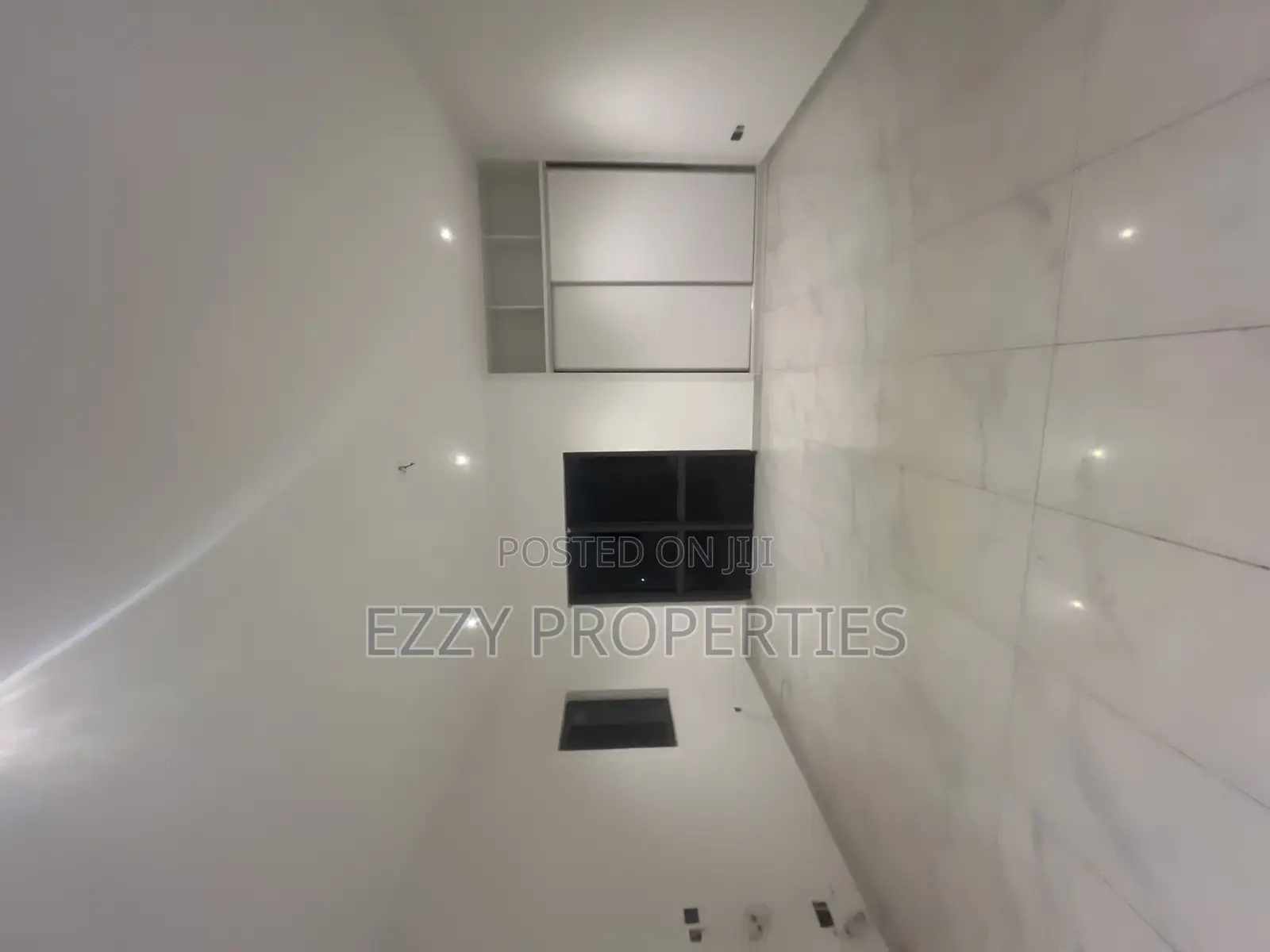 4bdrm Duplex in East Legon Ars for rent