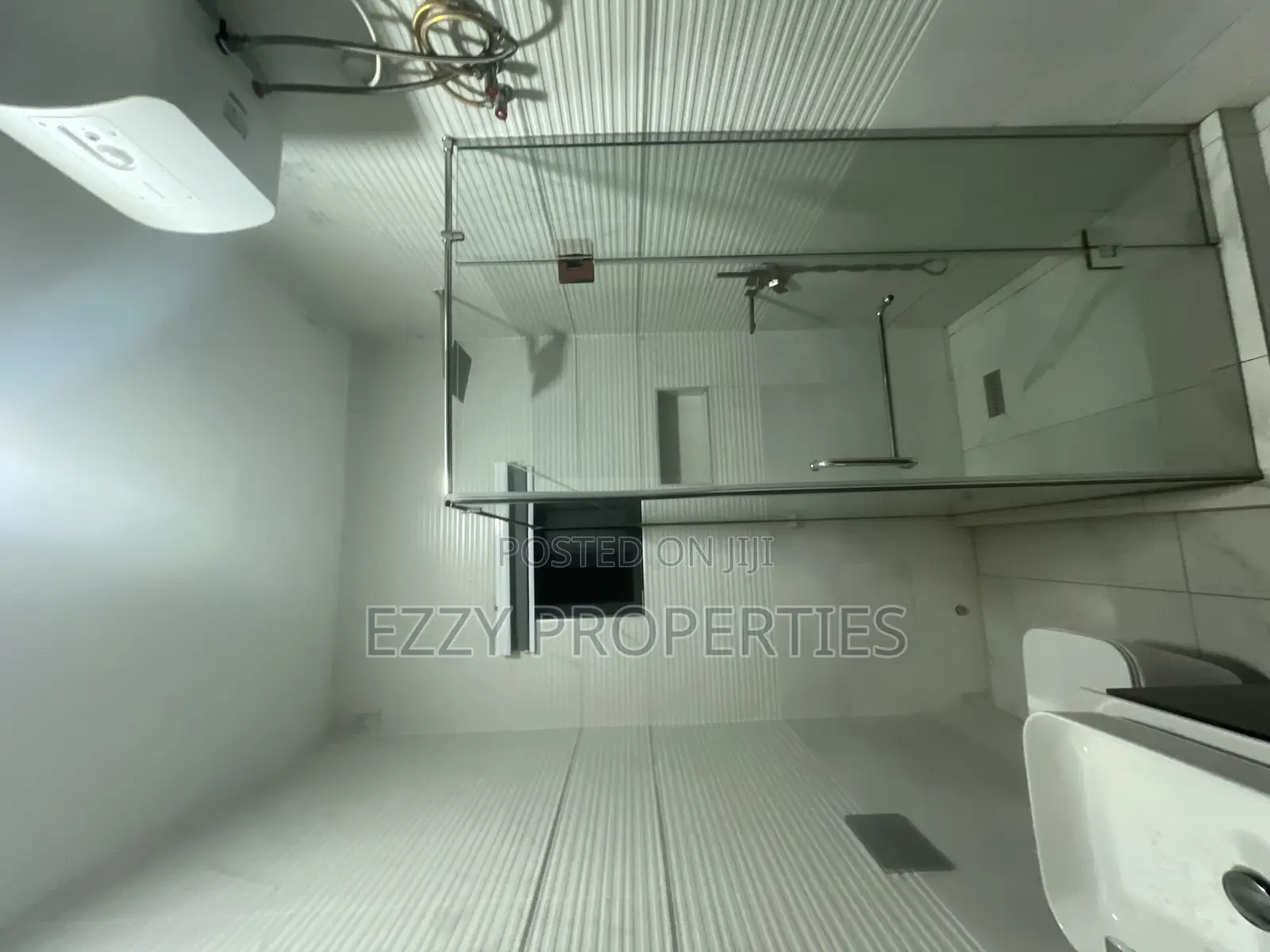 4bdrm Duplex in East Legon Ars for rent