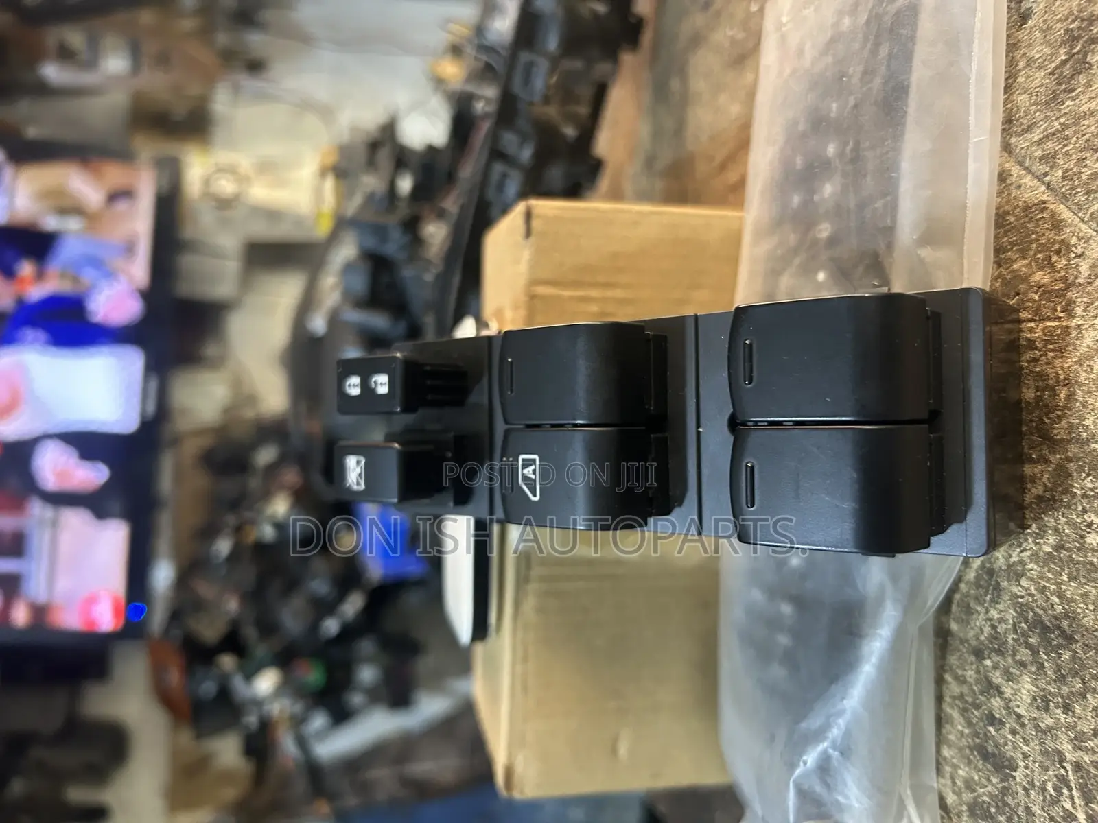 Nissan Rougue Power Window Switch