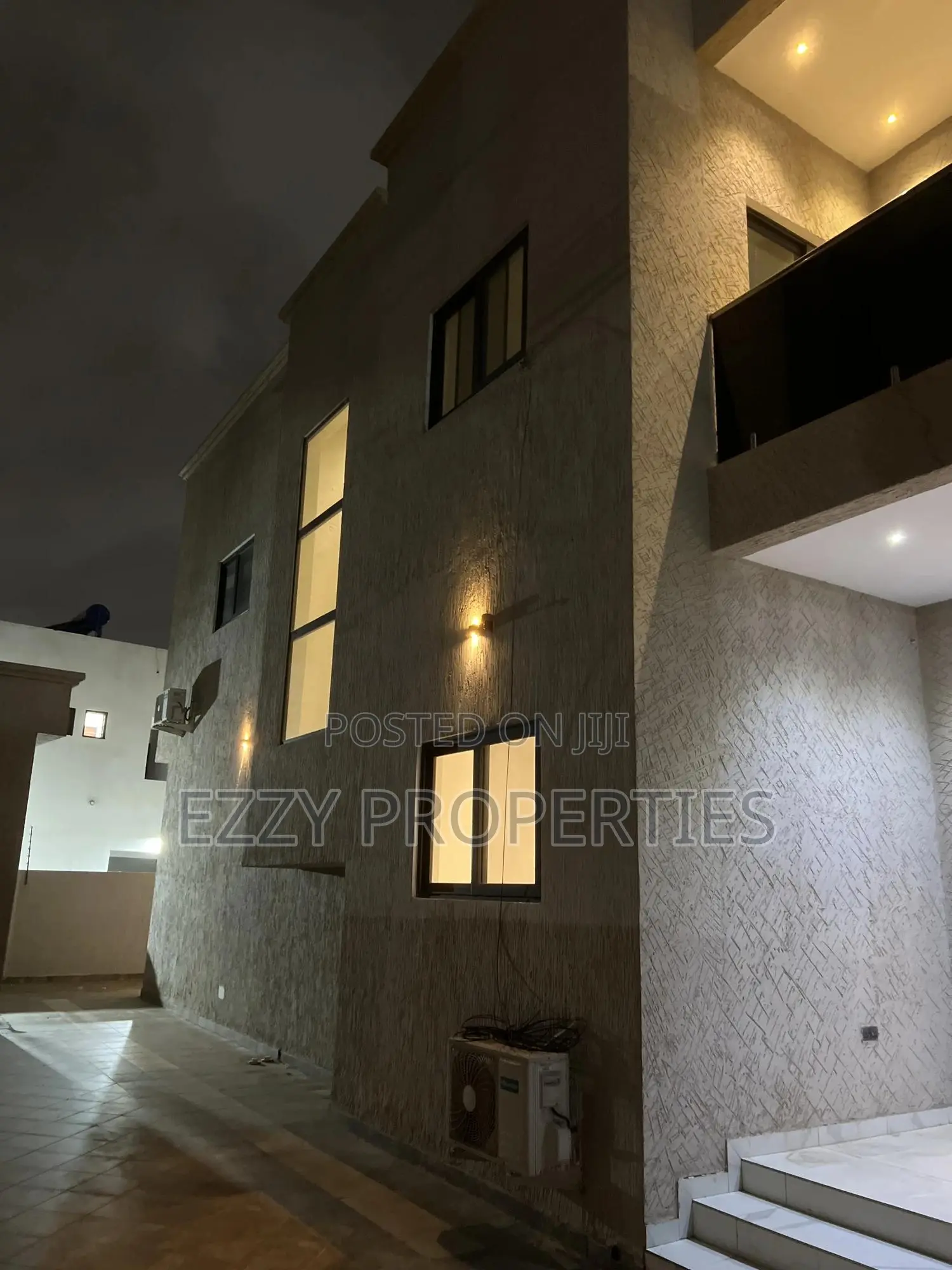 4bdrm Duplex in East Legon Ars for rent