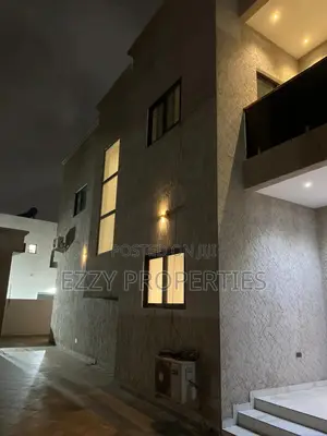 4bdrm Duplex in East Legon Ars for rent