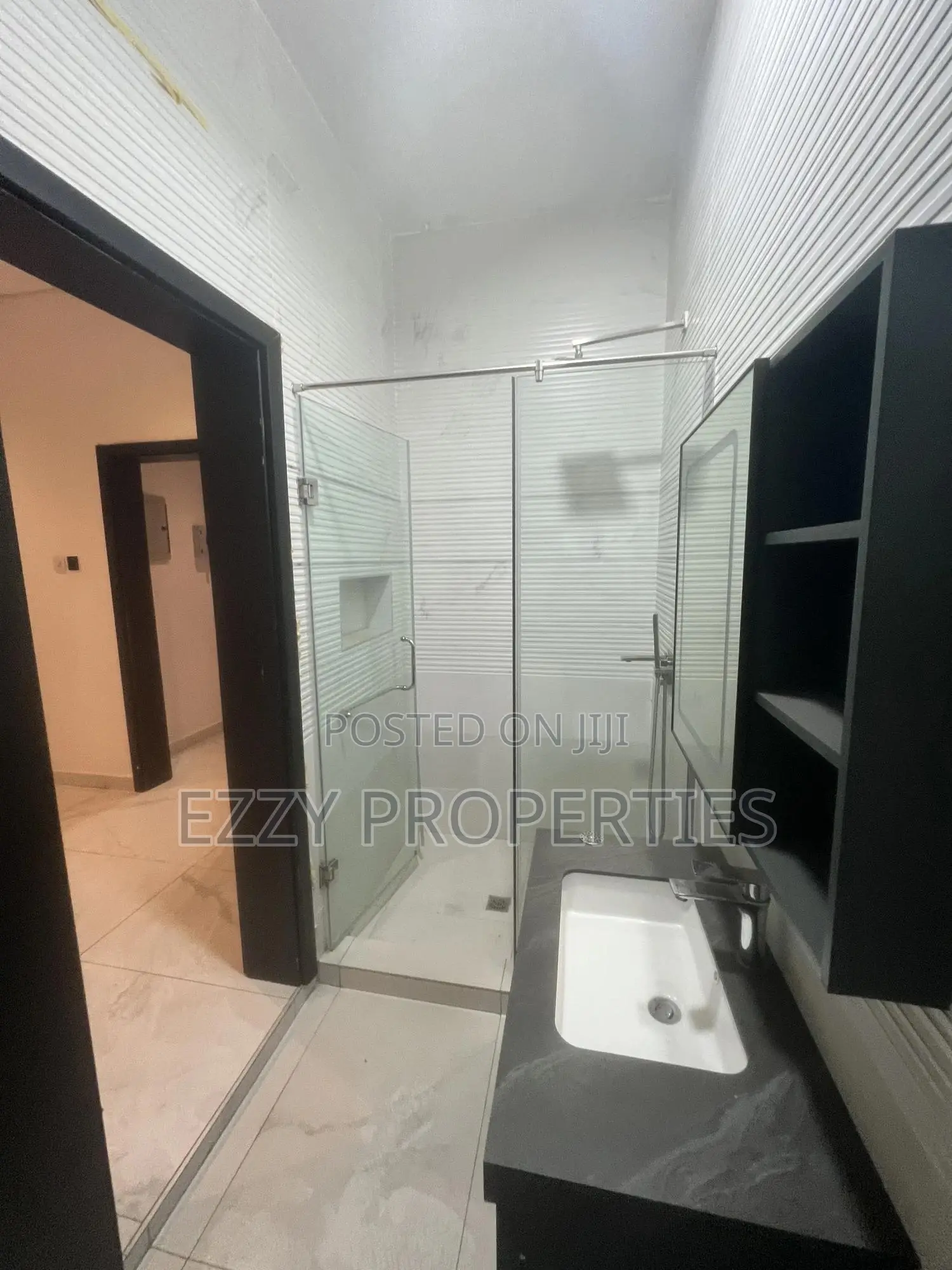 4bdrm Duplex in East Legon Ars for rent