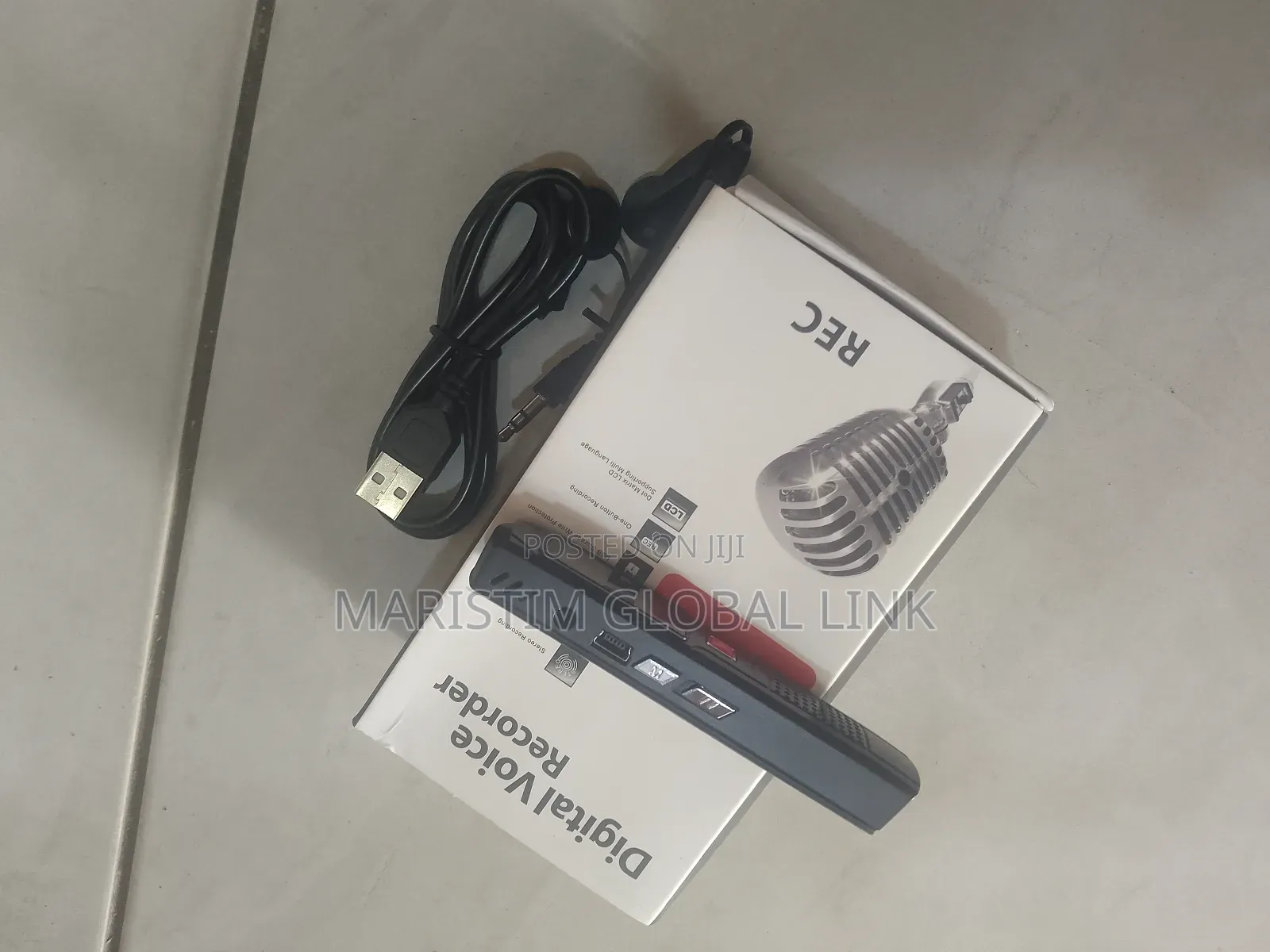 Digital Voice Recorder (European Type)