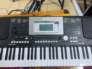 Gls Psr 4000 Professional Keyboard