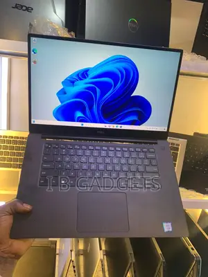 Laptop Dell Precision 15 5540 32GB Intel Xeon SSD 512GB