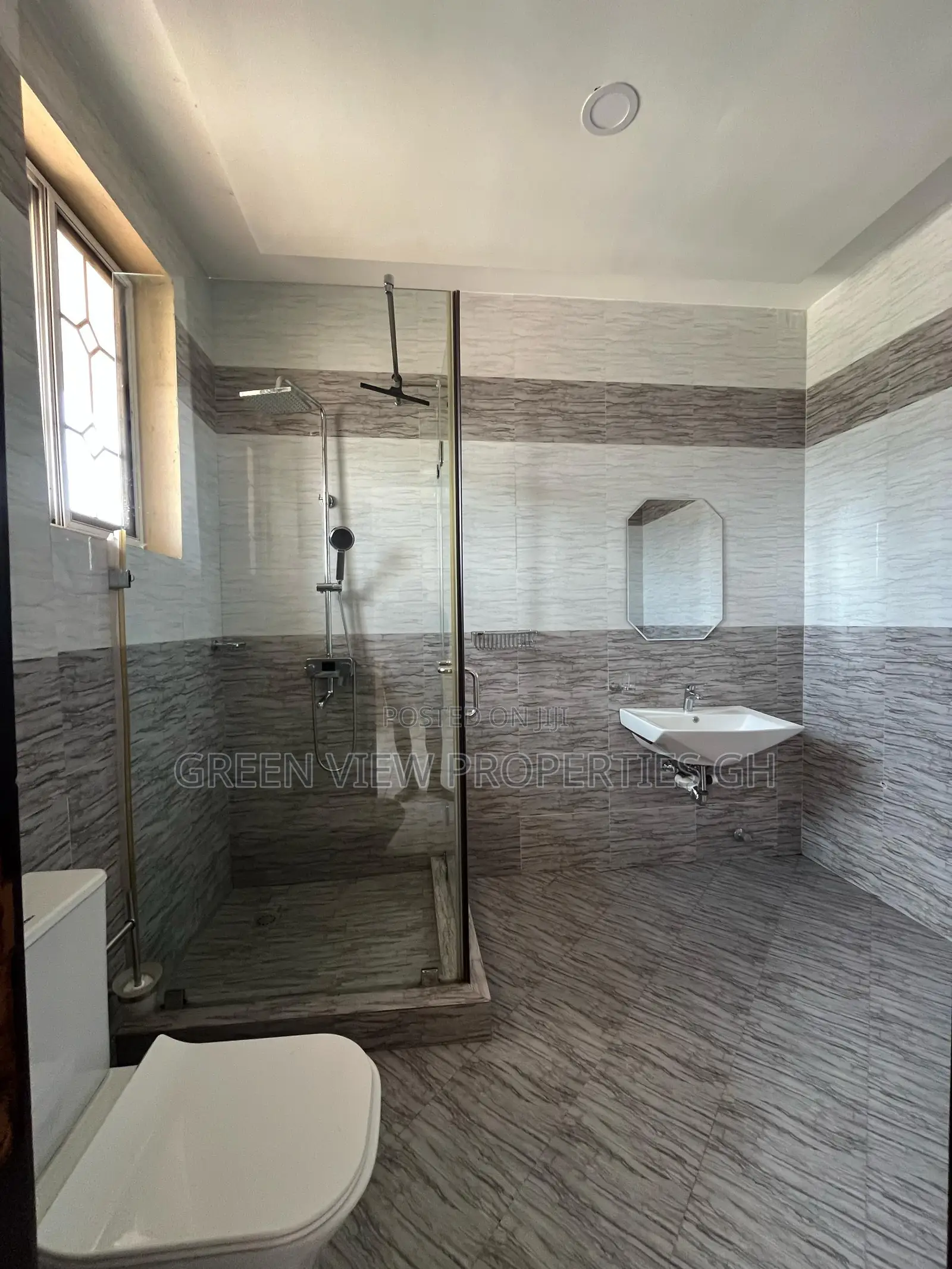 2bdrm Apartment in East Legon for rent