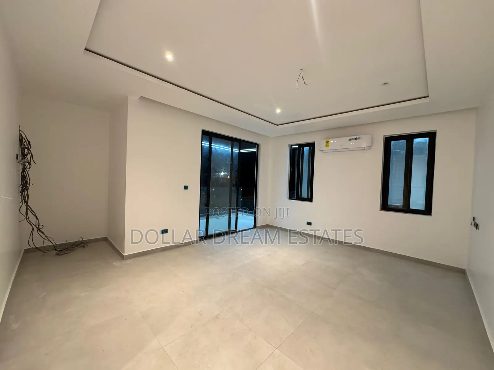 5bdrm House in Ashomang Estate for sale