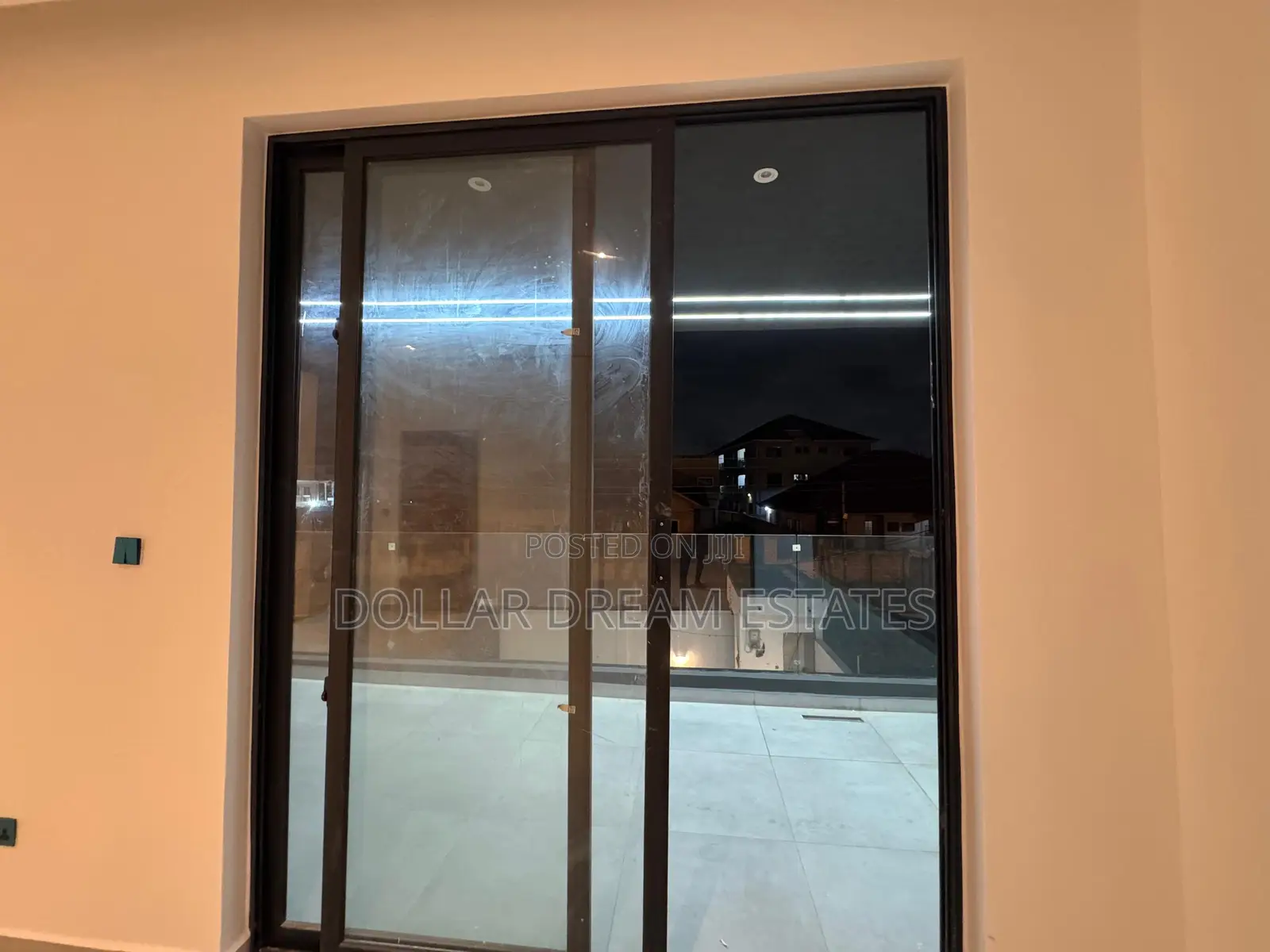 5bdrm House in Ashomang Estate for sale