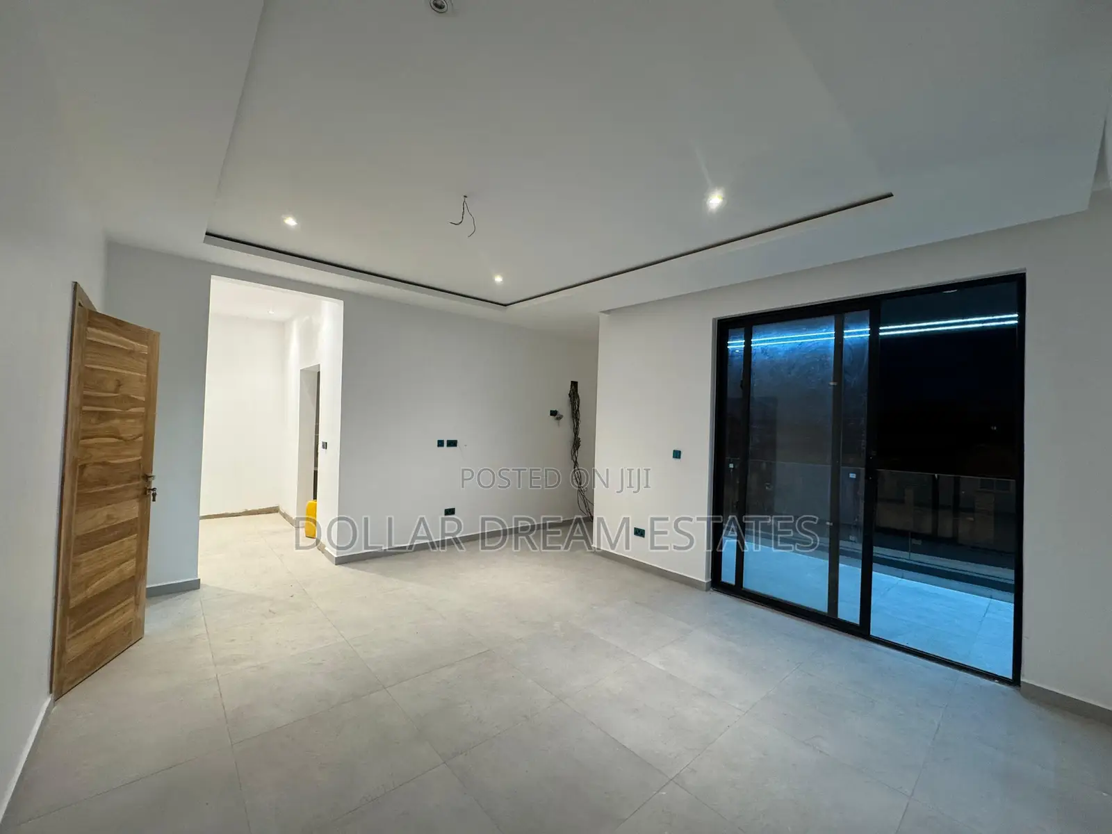 5bdrm House in Ashomang Estate for sale