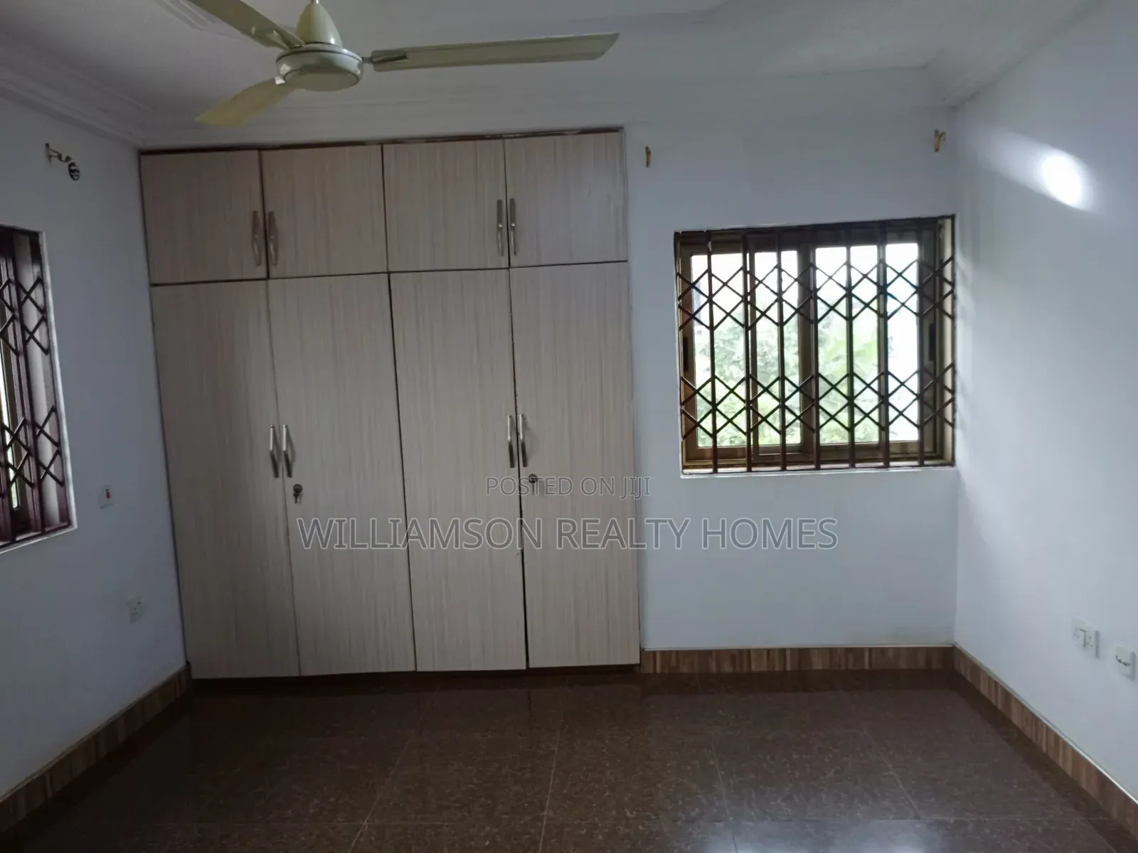 3bdrm Apartment in Coastal Estate Area, Spintex for rent