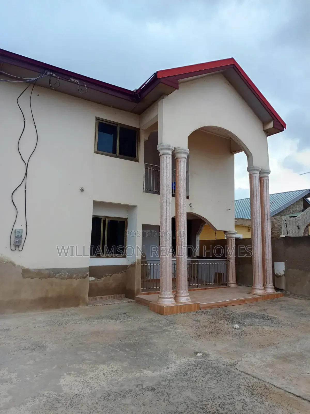 3bdrm Apartment in Coastal Estate Area, Spintex for rent