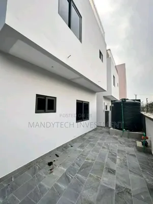 5bdrm Duplex in East Legon for sale