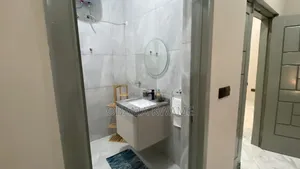 Furnished 5bdrm House in Laryea Homes, Lake Side Estate for sale