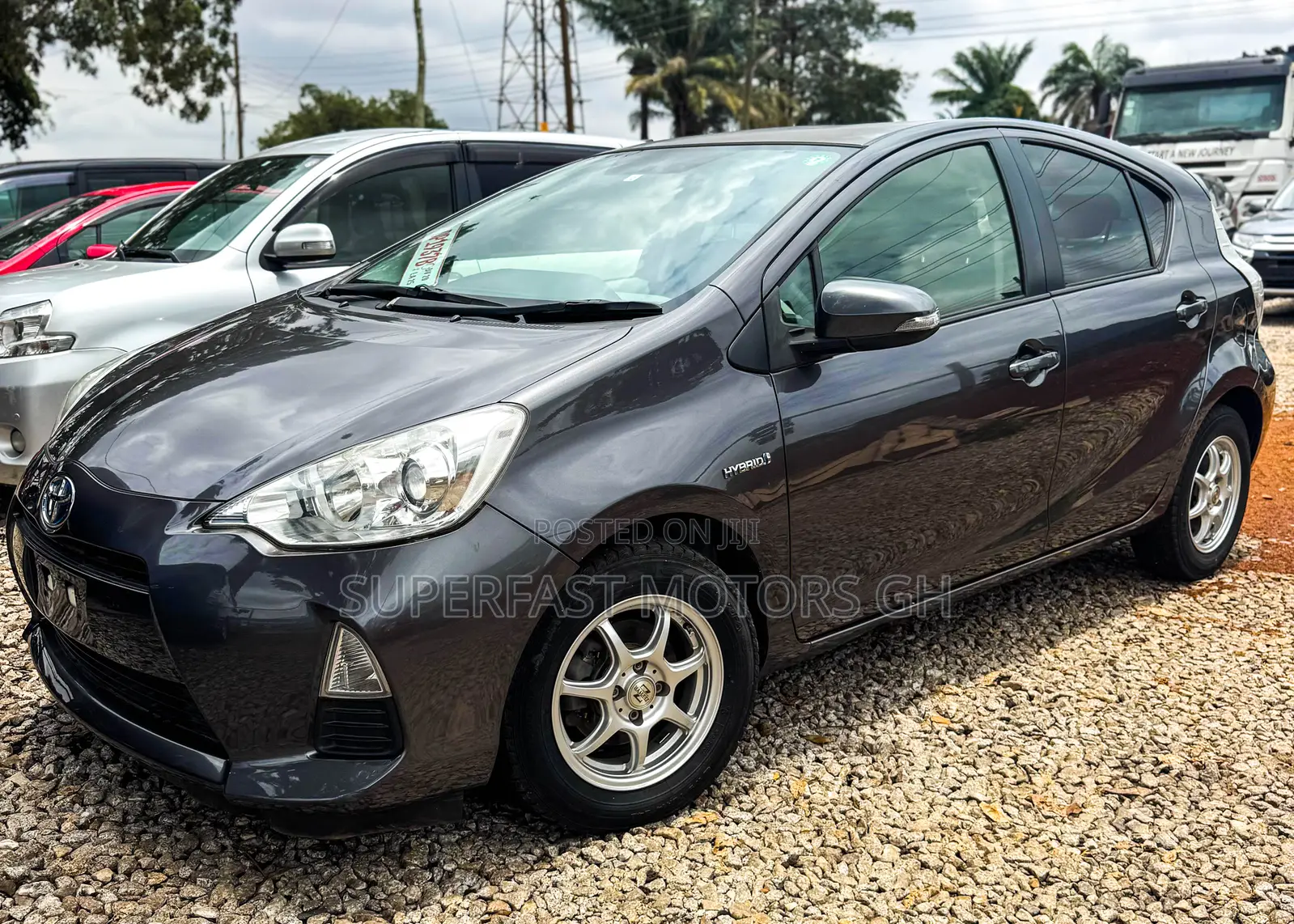 Toyota Aqua 2011 Gray