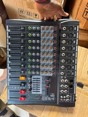 Yamaha Mixer 8