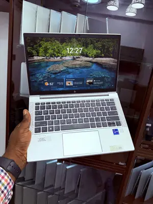 Laptop HP EliteBook 830 G8 16GB Intel Core i7 SSD 512GB