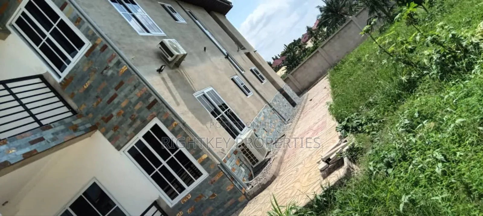 4bdrm House in Kotei Apemso, Kumasi Metropolitan for sale