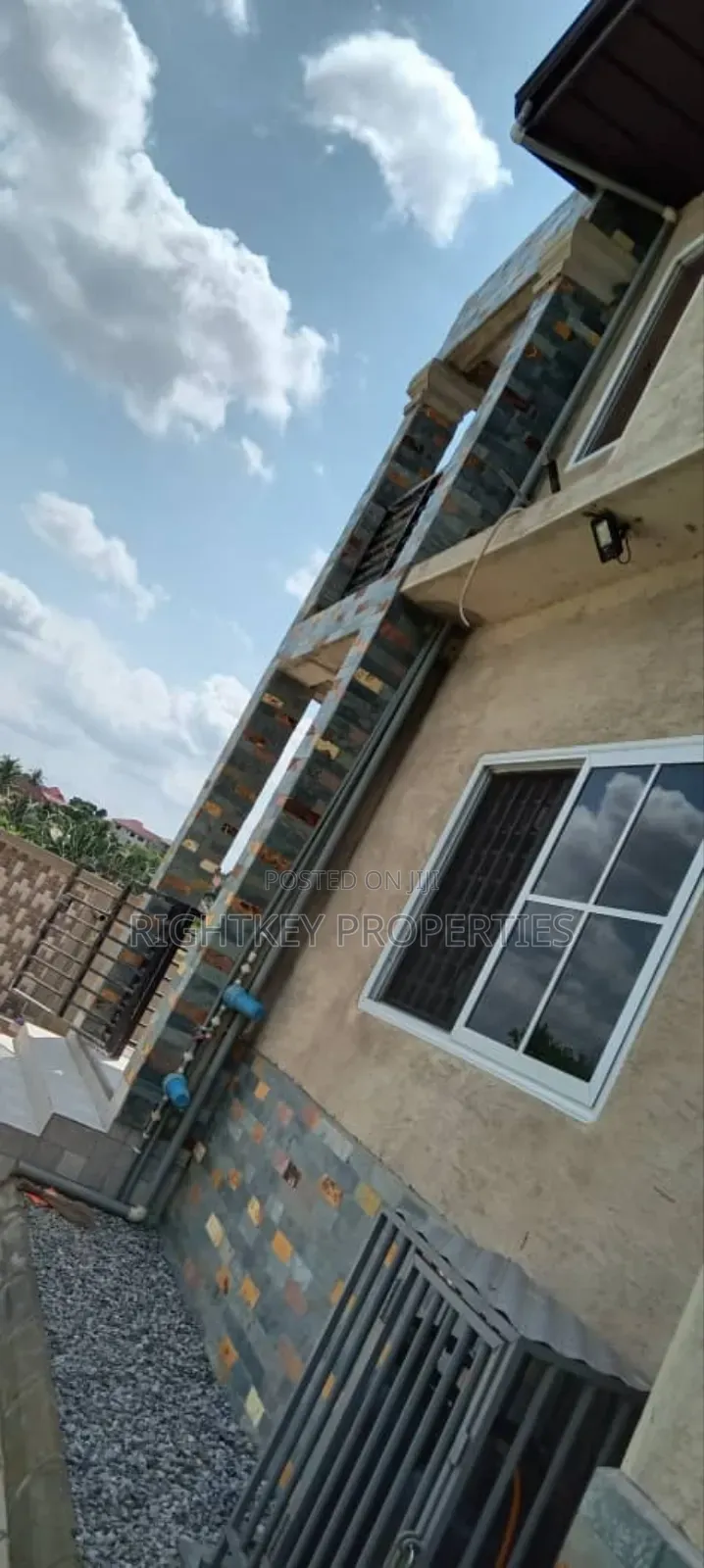 4bdrm House in Kotei Apemso, Kumasi Metropolitan for sale