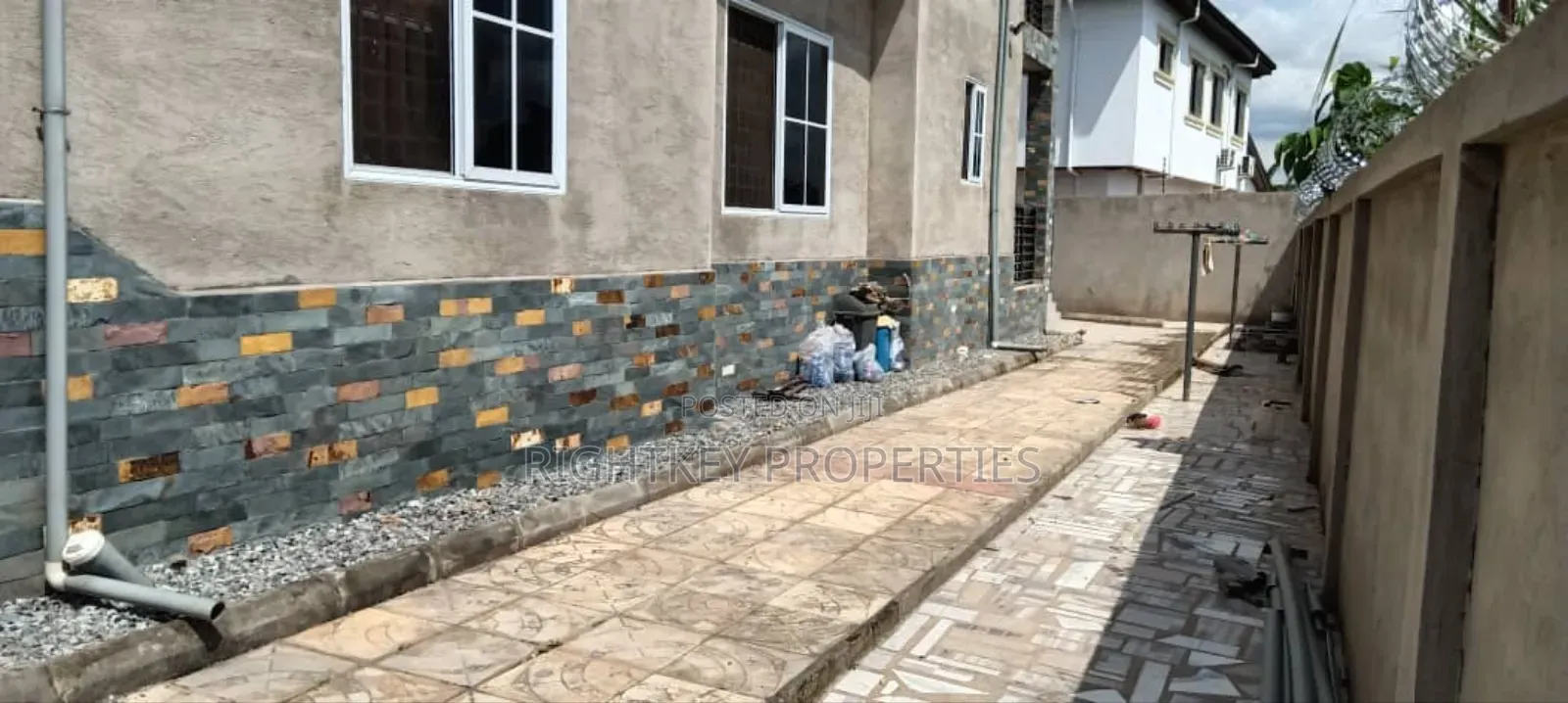 4bdrm House in Kotei Apemso, Kumasi Metropolitan for sale