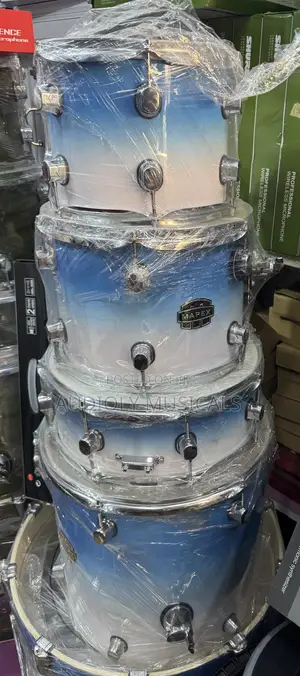 Mapex 5-Set Drums With With Cymbals