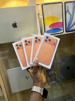 New Apple iPhone 17 Pro Max 256 GB Orange