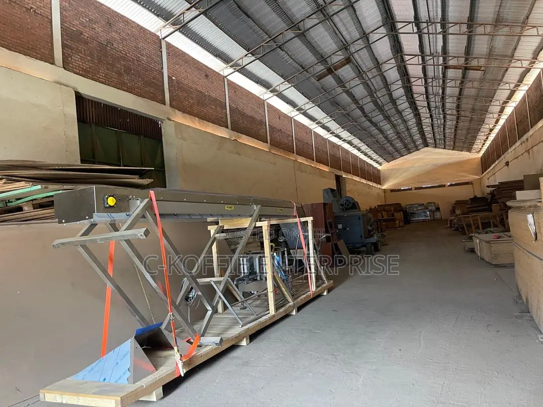 1500 SQM Warehouse Located at Spintex for Rent
