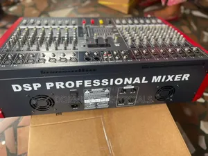 Powered Mixer 16
