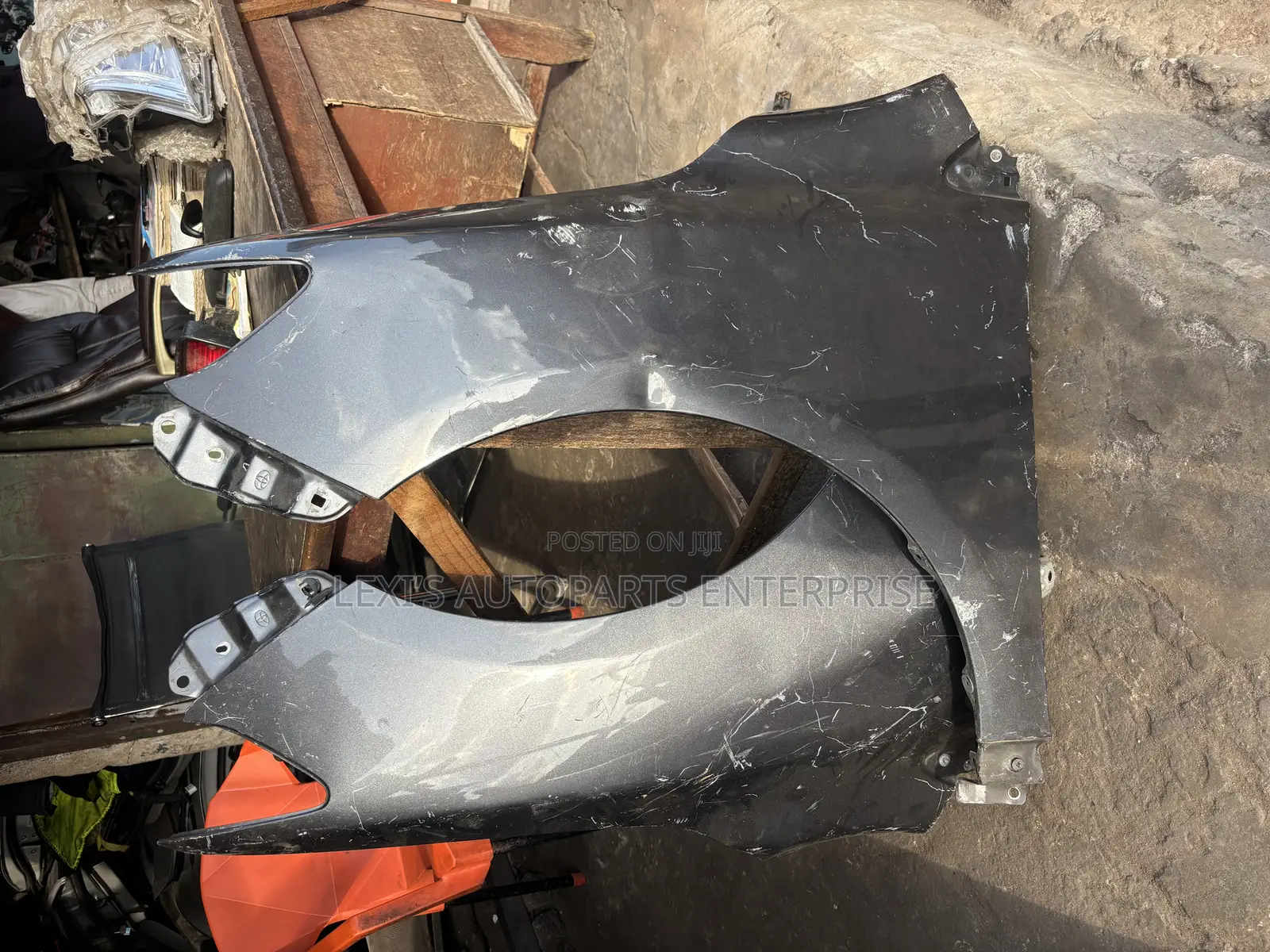 Toyota Corolla 2009-2013 Fenders Pair