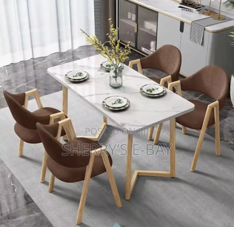 Luxurious Dining Set