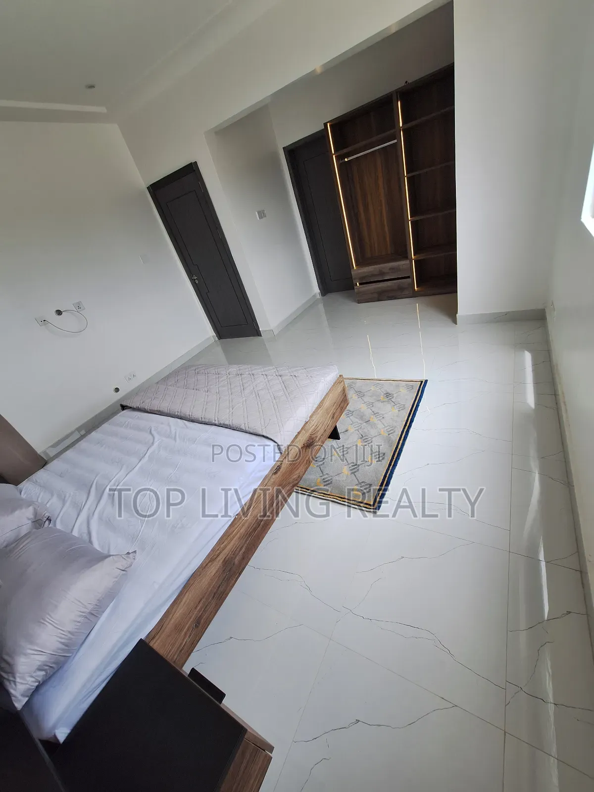 Furnished 4bdrm House in Legon Hills, Ashaley Botwe for sale