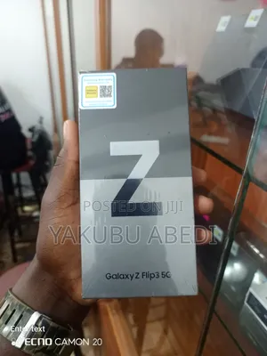 New Samsung Galaxy Z Flip 3 256 GB Black