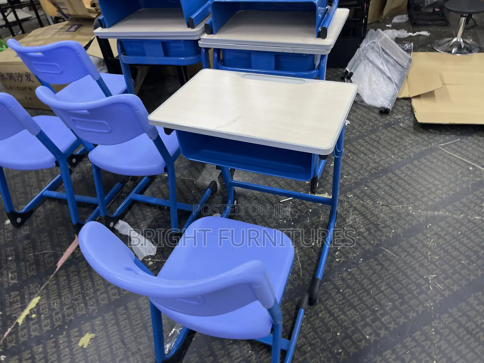 Adults Learning Desk With a Chair