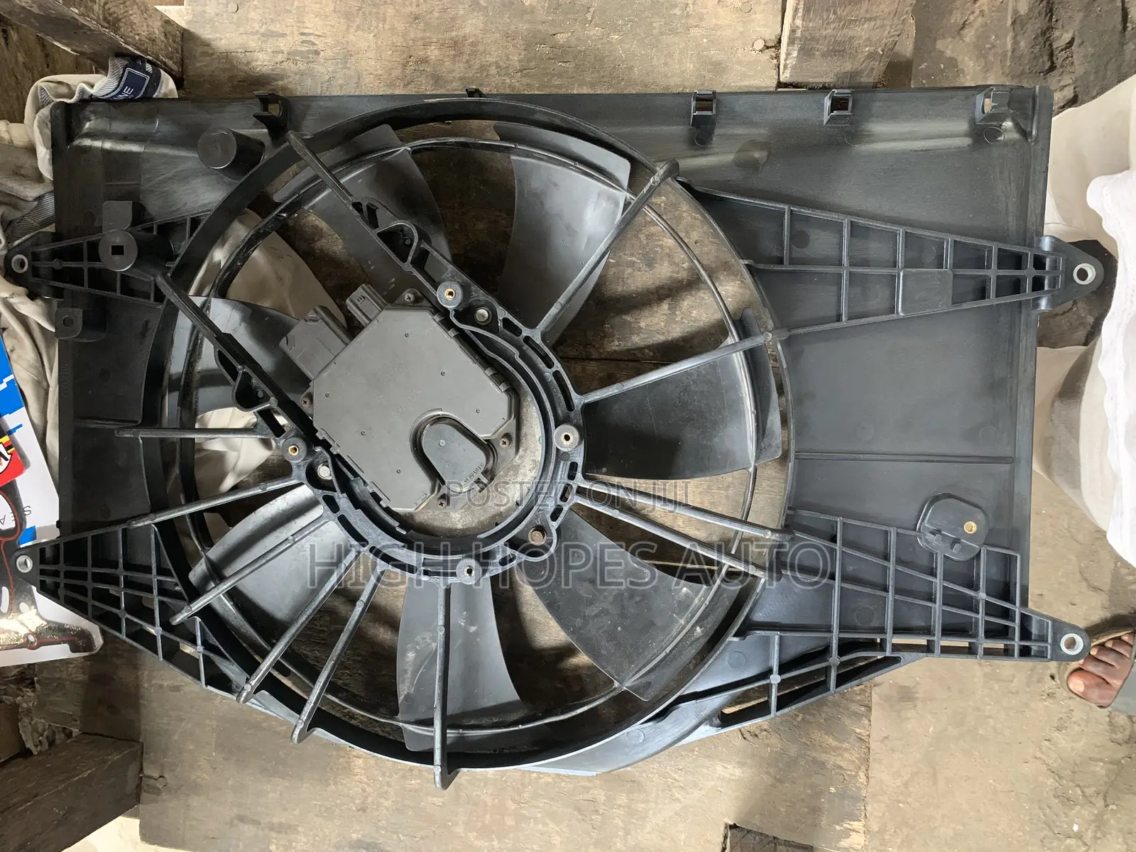Honda Civic.5t Radiator Fan.