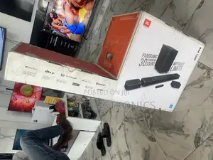 JBL Bar 1000 880w 7.1.4-Channel Dolby Atmos Soundbar System