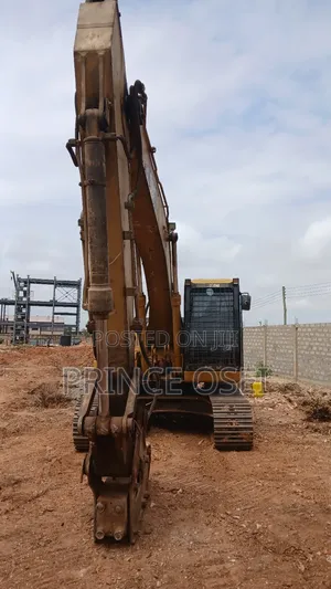 Double's Earth Machinery for Hiring