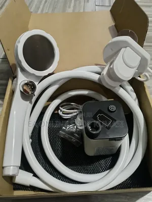 Potable Rechargeable Shower for Bathing, Car Washing Etc