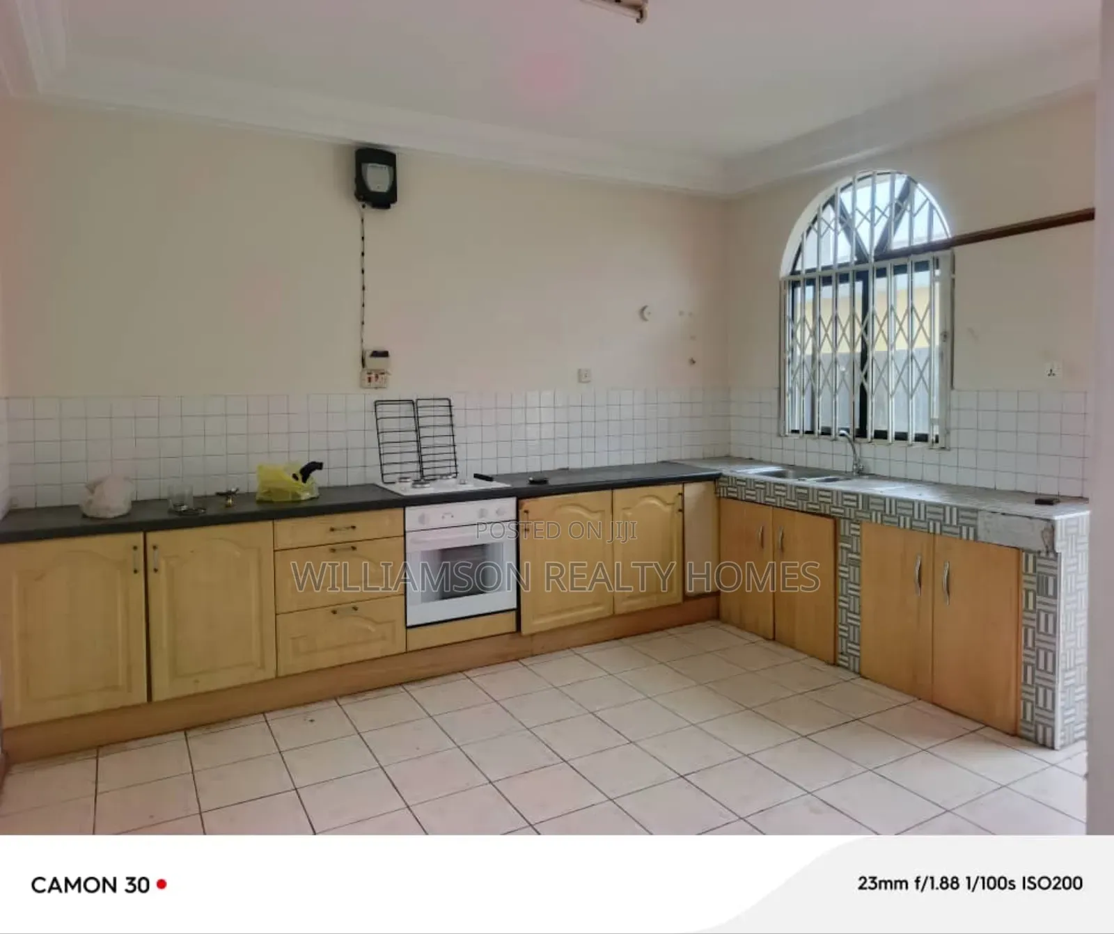 4bdrm House in Community 18 Area, Spintex for rent