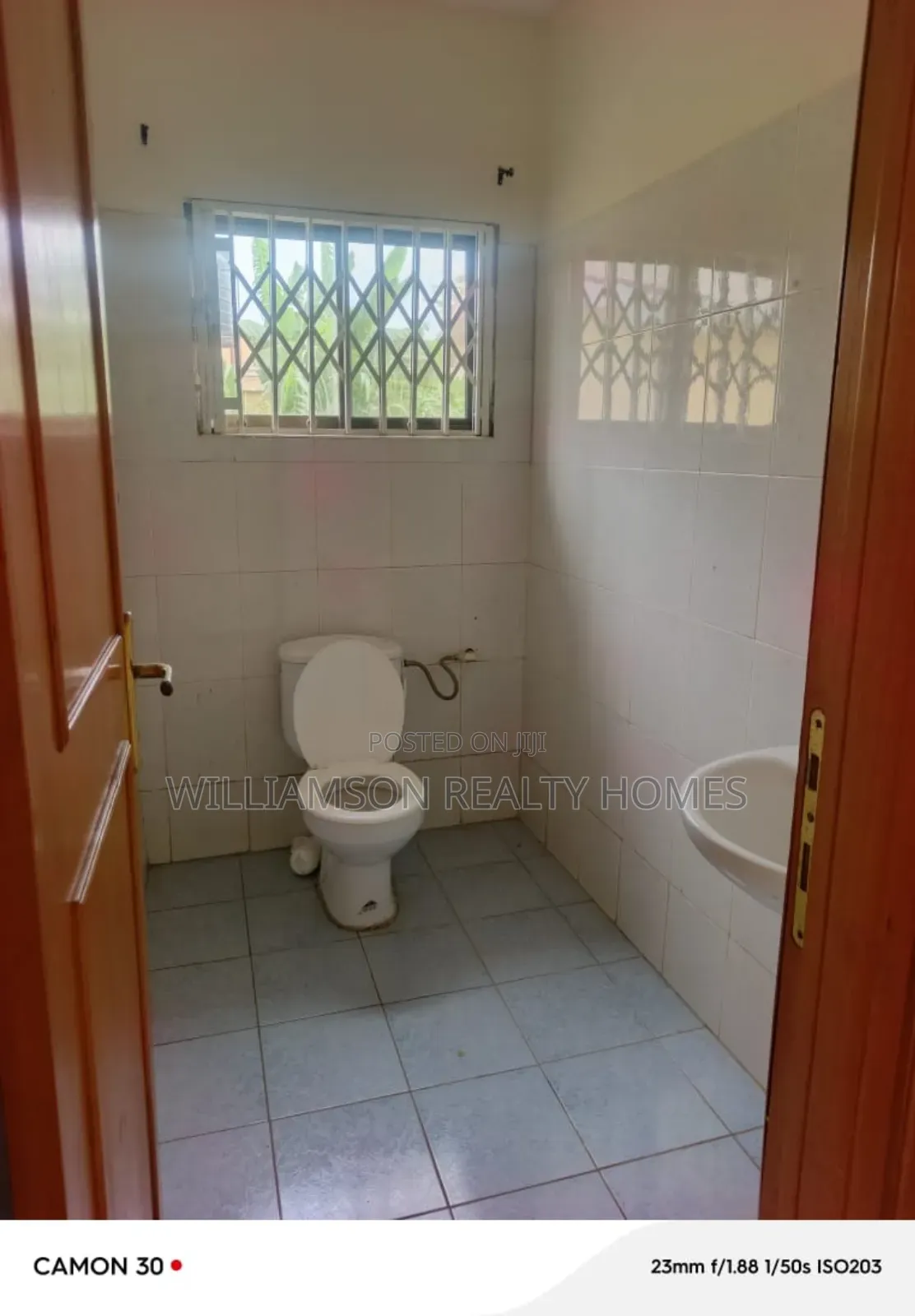 4bdrm House in Community 18 Area, Spintex for rent