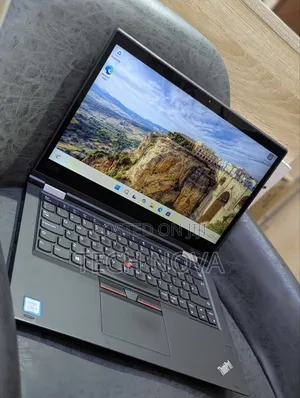 Laptop Lenovo ThinkPad X380 Yoga 8GB Intel Core I5 SSD 256GB